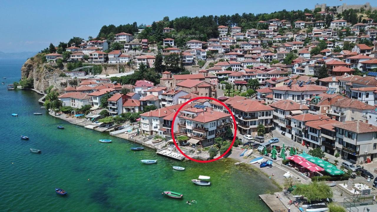 Villa Lucija オフリド エクステリア 写真