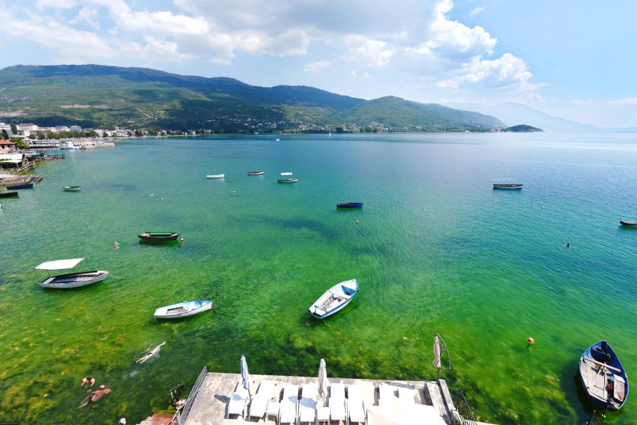 Villa Lucija オフリド エクステリア 写真
